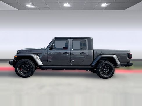 Used 2025 Jeep Gladiator Sport AWD/4WD image 2