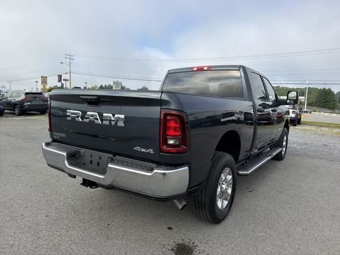 Used 2026 RAM 2500 Big Horn AWD/4WD image 4