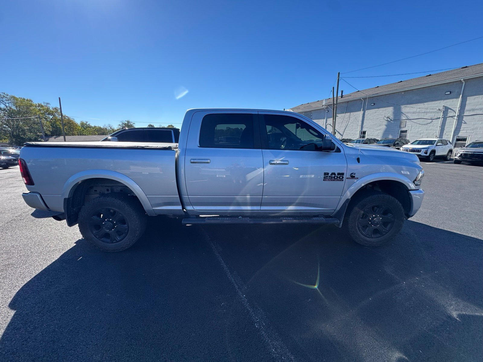 Used 2018 RAM 2500 Laramie w/ Sport Appearance Group AWD/4WD image 7