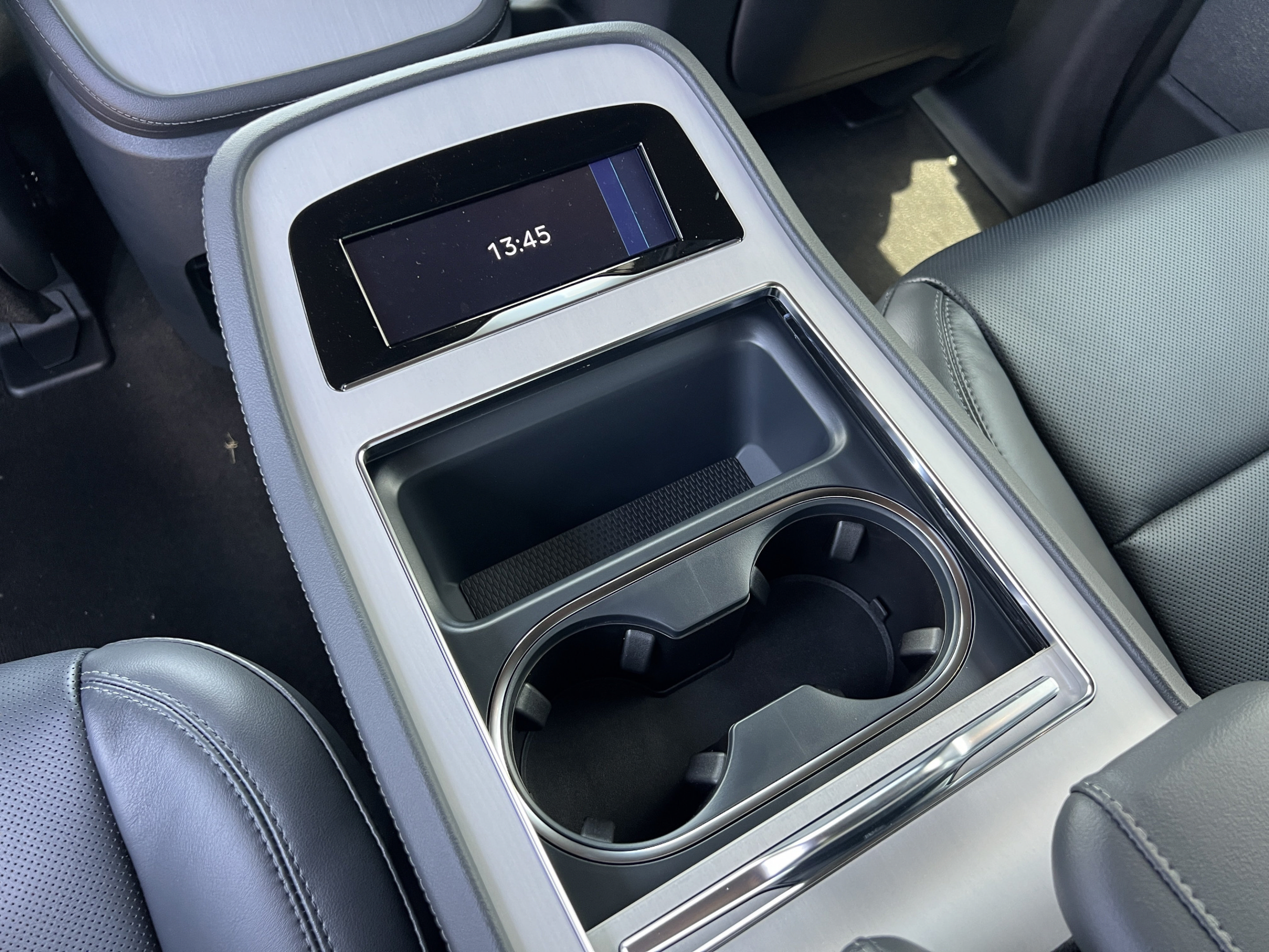 New 2027 Lincoln Navigator Reserve w/ Jet Appearance Package AWD/4WD image 19