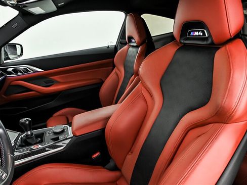 Used 2022 BMW M4 Coupe w/ M Carbon Exterior Package RWD image 18