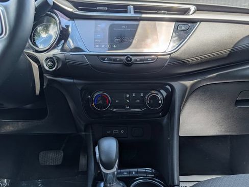 Used 2023 Buick Encore GX Preferred FWD image 18