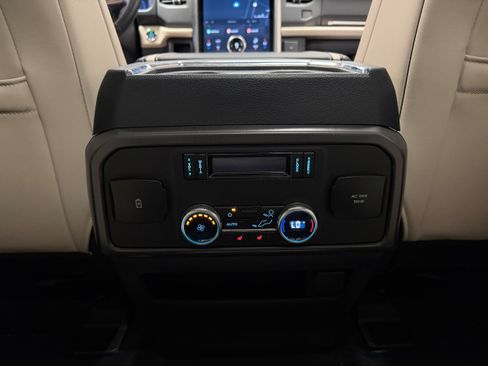 Certified 2024 Ford Expedition Max Platinum AWD/4WD image 13