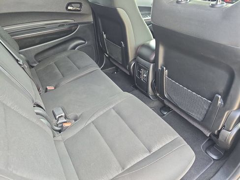 Used 2025 Dodge Durango GT RWD image 11