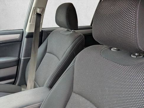 Used 2015 Subaru Outback 2.5i Premium image 12