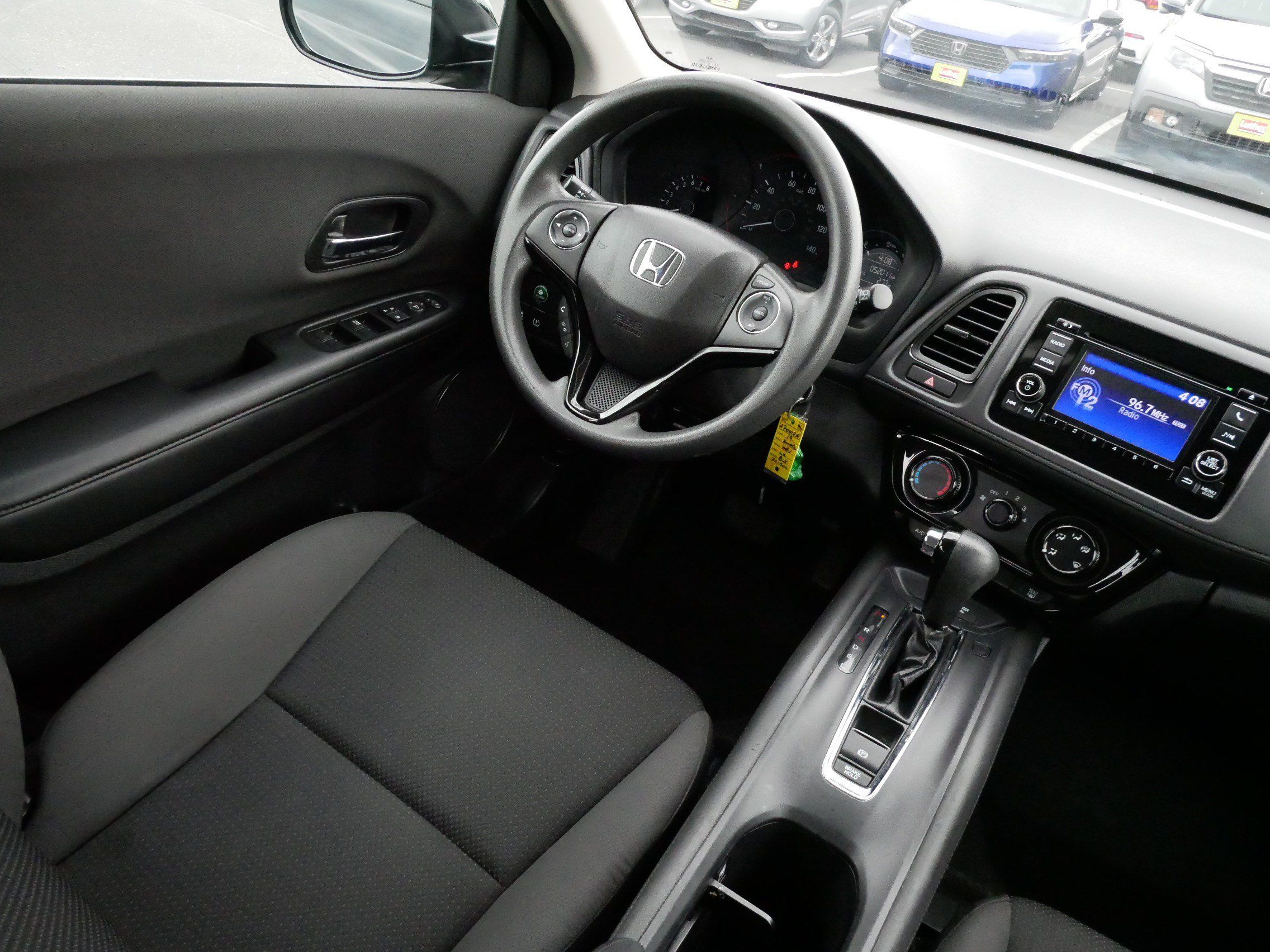 Used 2019 Honda HR-V LX image 9