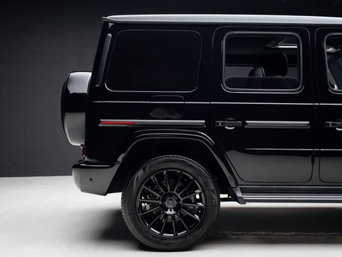Used 2021 Mercedes-Benz G 550 w/ AMG Line image 36
