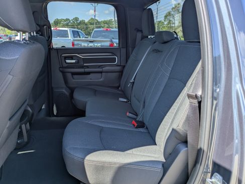Used 2025 RAM 2500 Big Horn AWD/4WD image 8