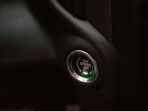 Used 2020 GMC Sierra 2500 Denali w/ Denali Ultimate Package image 24