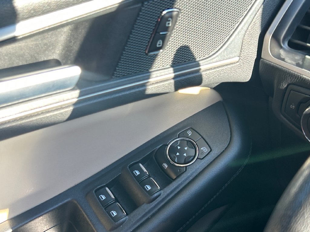 Used 2024 Ford Edge SEL AWD/4WD image 42