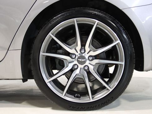 Used 2023 Genesis G70 2.0T AWD/4WD image 71