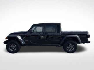 Used 2024 Jeep Gladiator Mojave w/ Technology Group video 2