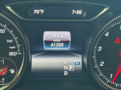 Certified 2020 Mercedes-Benz GLA 250 4MATIC image 37