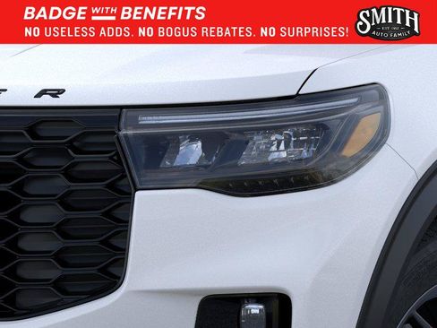 New 2026 Ford Explorer ST-Line w/ ST-Line Street Pack RWD image 19