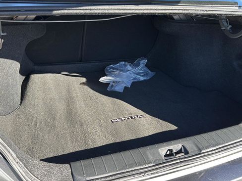 Used 2025 Nissan Sentra S image 27