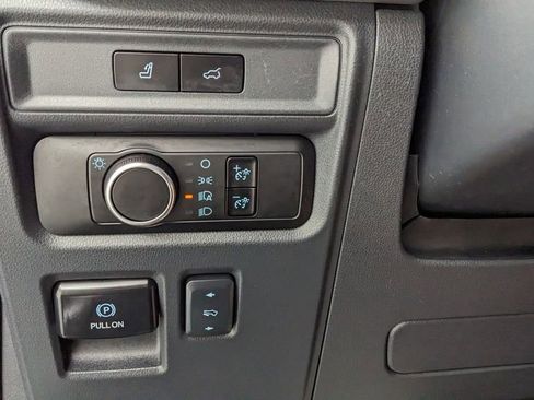 Certified 2024 Ford Expedition XLT AWD/4WD image 23
