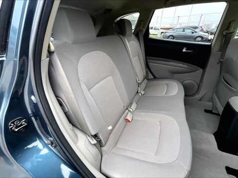 Used 2013 Nissan Rogue SV w/ Premium Pkg image 19