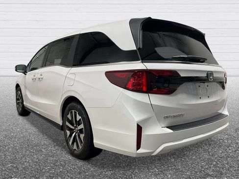 Used 2025 Honda Odyssey EX-L image 3