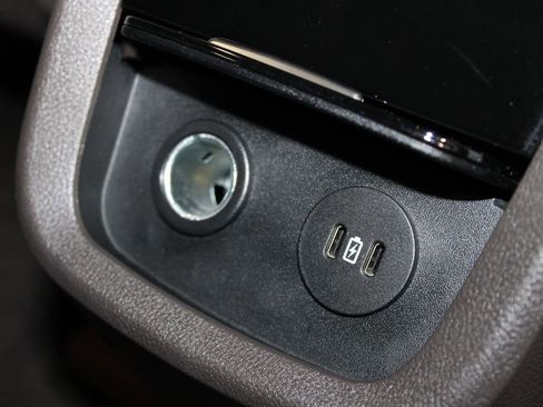 Used 2023 Lincoln Nautilus AWD w/ Premium Package image 33
