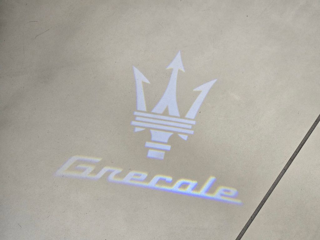 Certified 2023 Maserati Grecale GT AWD/4WD image 29