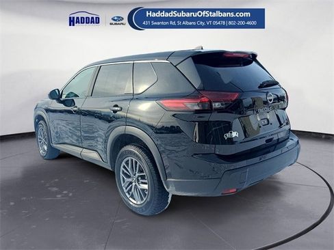 Used 2024 Nissan Rogue S image 3