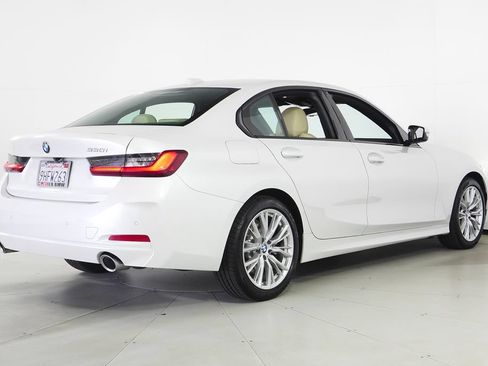 Used 2023 BMW 330i Sedan w/ Driving Assistance Package RWD image 7