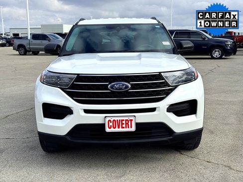 Used 2022 Ford Explorer XLT image 3