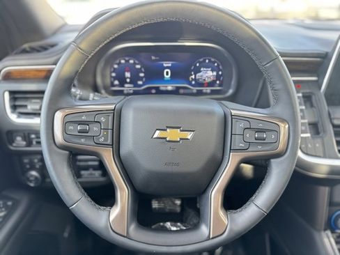 Certified 2023 Chevrolet Suburban High Country image 26