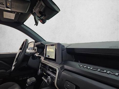 Used 2024 Toyota Tacoma SR image 23