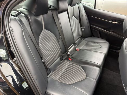 Used 2024 Toyota Camry SE w/ Convenience Package image 23