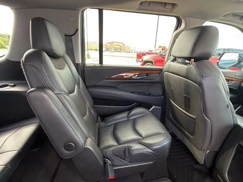 Used 2019 Cadillac Escalade ESV Premium Luxury AWD/4WD image 69
