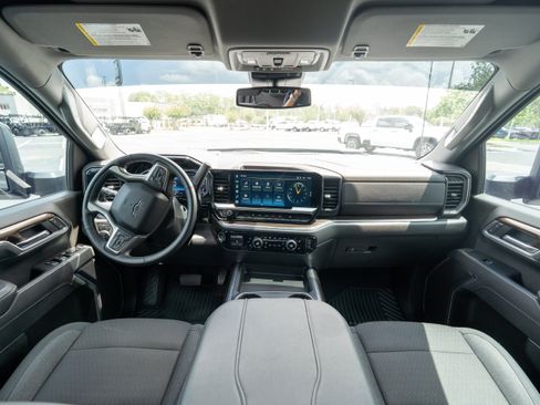 Used 2025 Chevrolet Silverado 2500 LT w/ Trail Boss Package AWD/4WD image 13