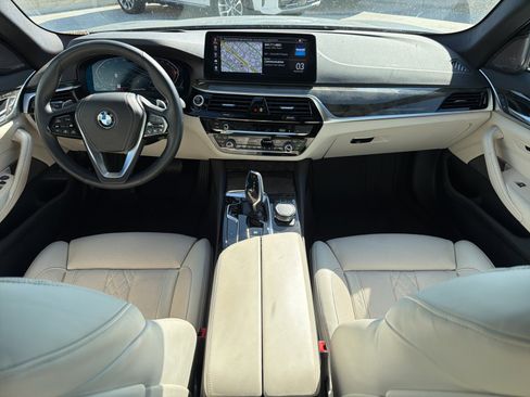 Certified 2023 BMW 540i w/ Premium Package image 6