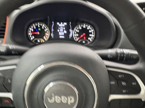 Used 2020 Jeep Renegade Sport image 26