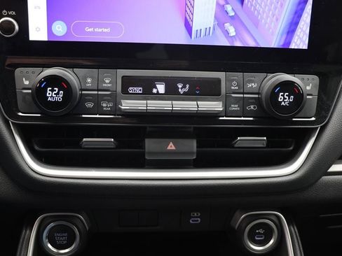 Used 2025 Toyota Grand Highlander Base image 22