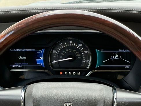 Used 2015 Lincoln Navigator L Base w/ Equipment Group 101A Reserve image 41