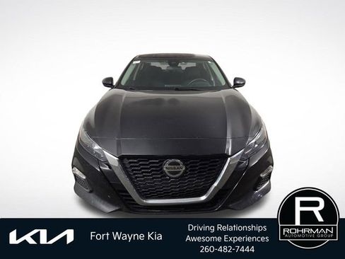Used 2022 Nissan Altima 2.5 S FWD image 3