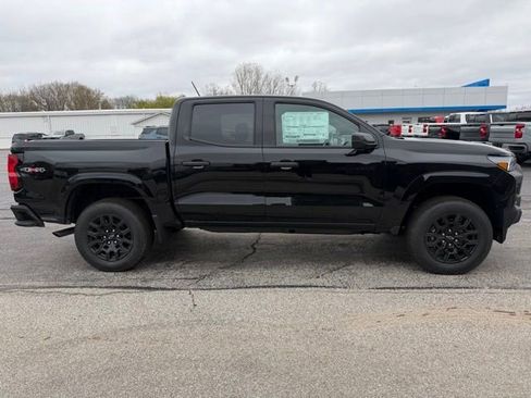 New 2026 Chevrolet Colorado W/T w/ WT Custom Package AWD/4WD image 2