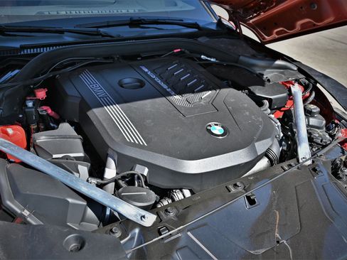 Used 2025 BMW Z4 M40i w/ Edition image 21