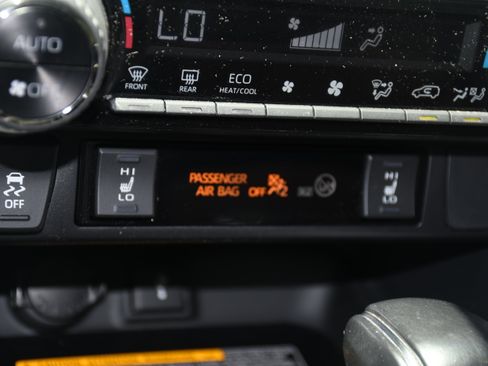 Certified 2021 Toyota RAV4 XSE w/ Weather Package AWD/4WD image 15