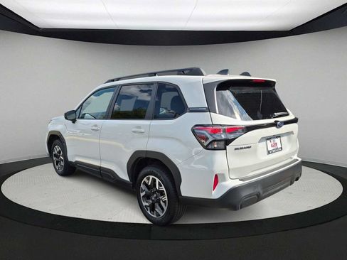 Used 2026 Subaru Forester Premium AWD/4WD image 6