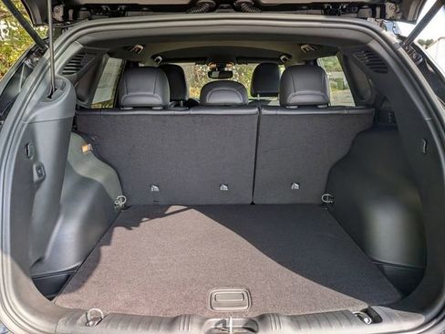 New 2026 Jeep Compass Limited image 17