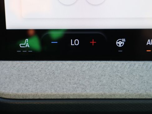 New 2025 Ford Maverick XLT w/ Equipment Group 301A image 20