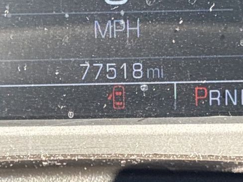 Used 2018 GMC Yukon SLT w/ Open Road Package image 6