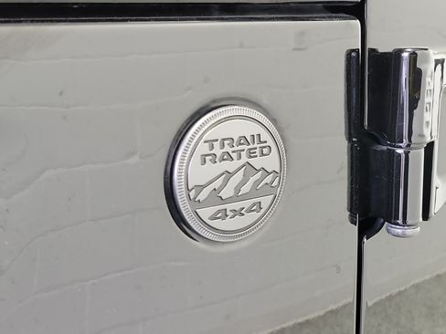 Used 2023 Jeep Wrangler Unlimited Sport AWD/4WD image 5