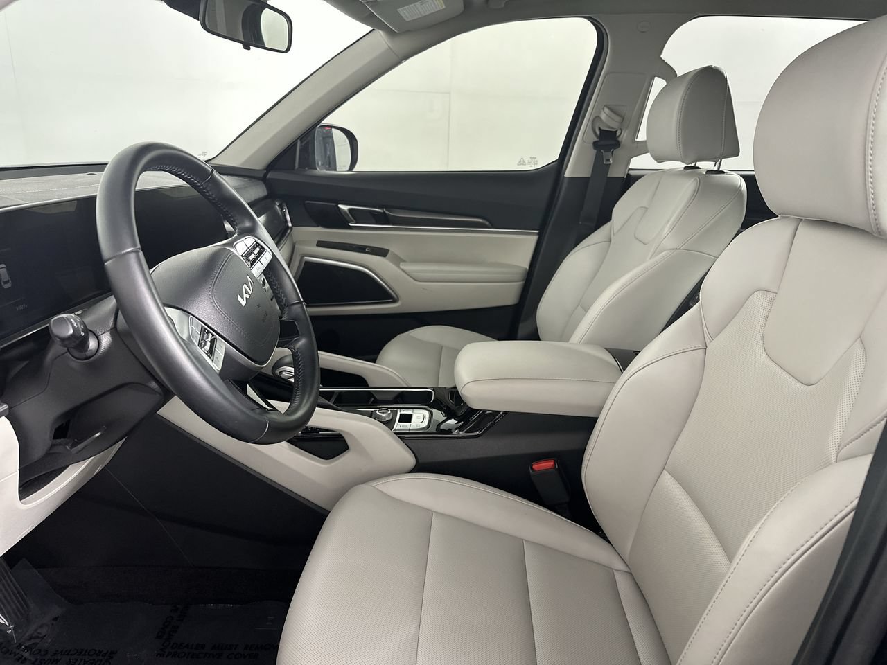 Certified 2024 Kia Telluride S FWD image 2