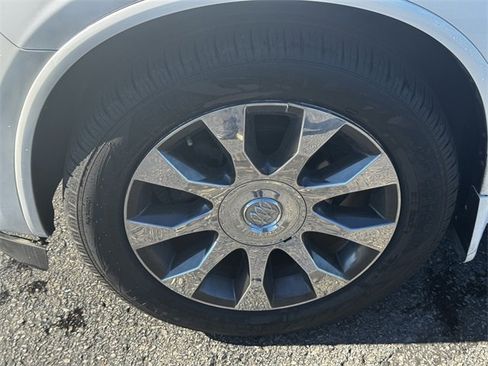 Used 2017 Buick Enclave Premium w/ Enclave Sport Touring Edition image 10