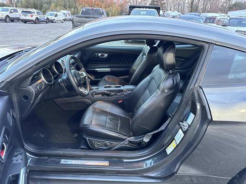 Used 2019 Ford Mustang Premium w/ Ecoboost Performance Package image 6