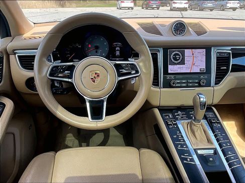Used 2017 Porsche Macan S AWD/4WD image 17