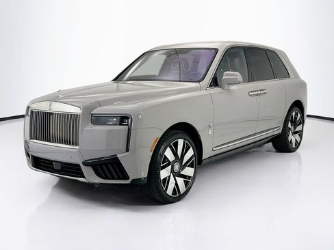 New 2026 Rolls-Royce Cullinan AWD/4WD image 1